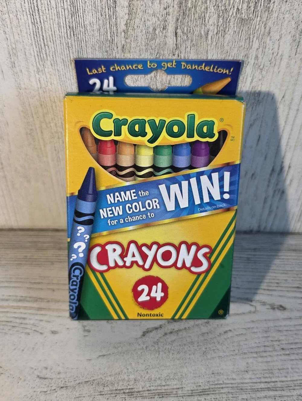 Crayola 24 Crayons 2017 Dandelion Retired Color NEW UNUSED Complete Box RARE